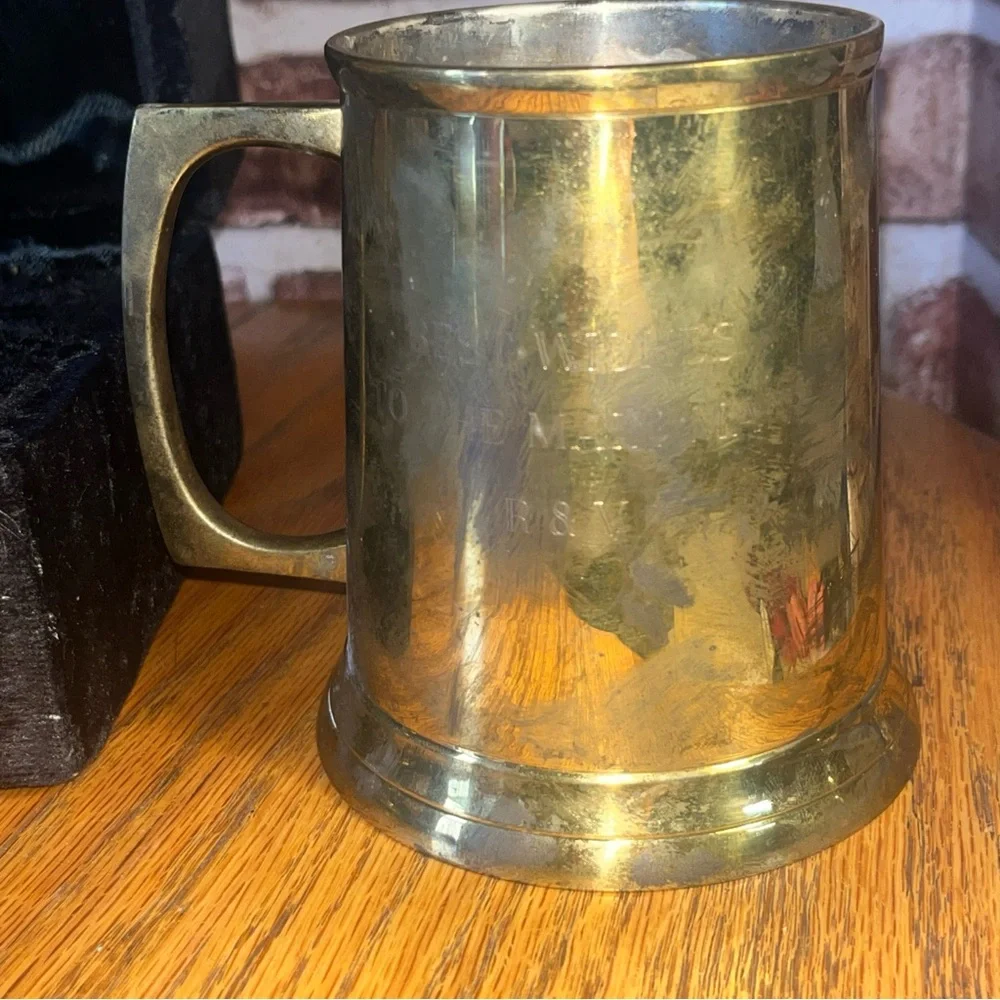 Vintage brass mug engraved best wishes to the main man R8V